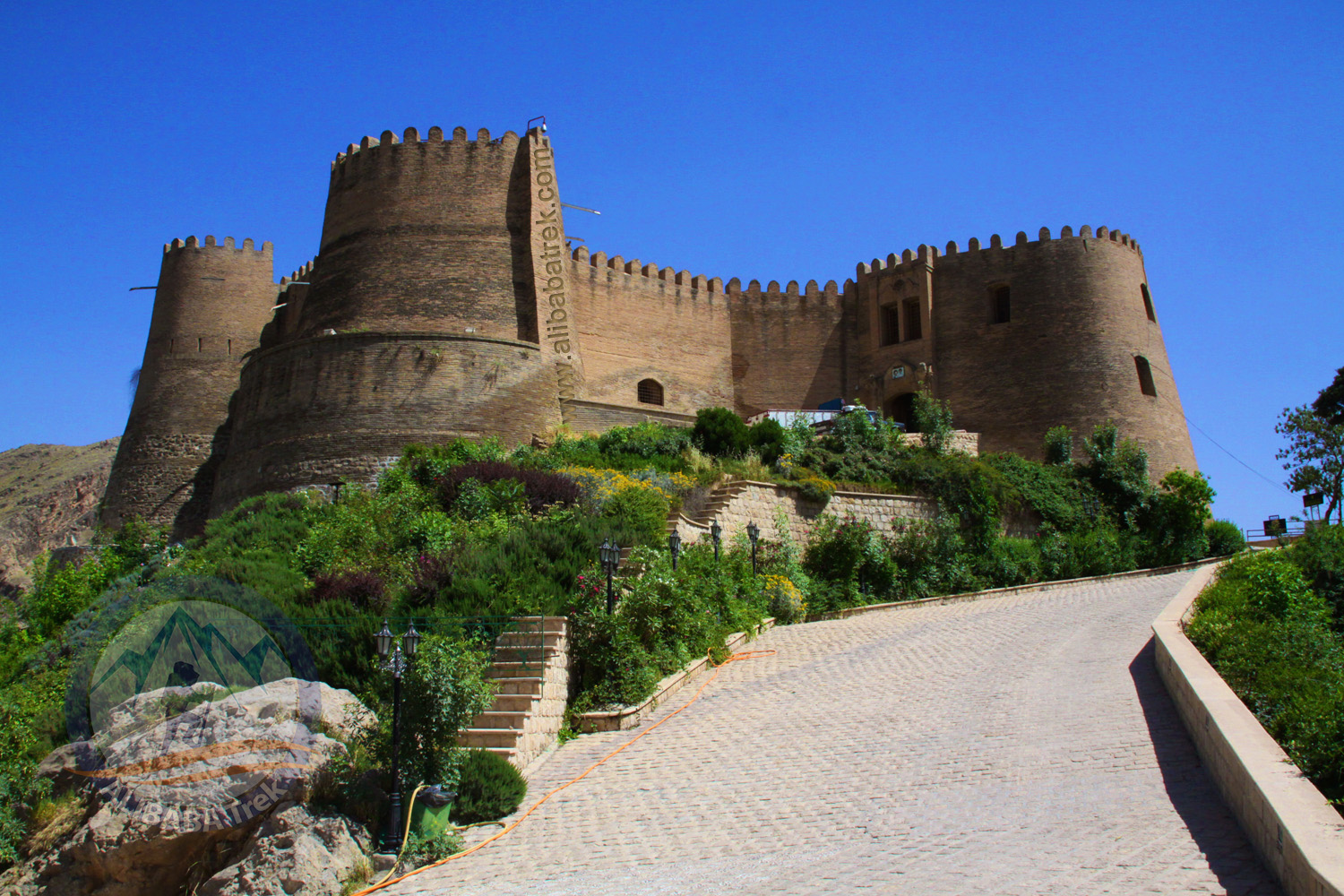 Falak-Ol-Aflak This unmissable eight-towered castle dominates the city centre from a rocky promontory.