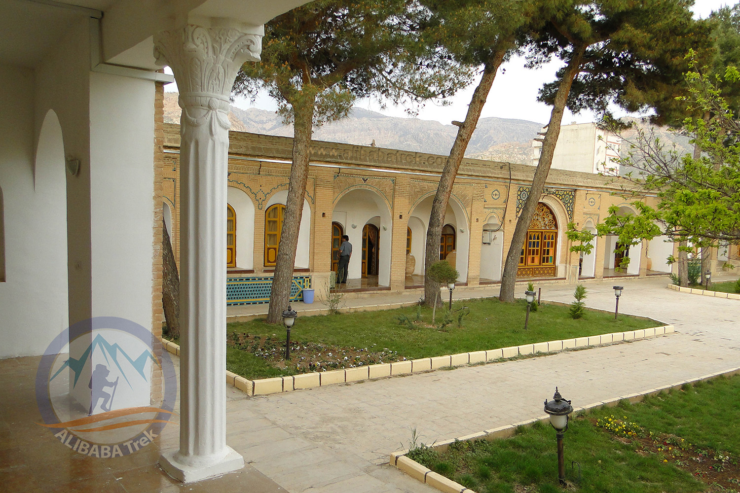 The Vali Castle of Ilam is one of the important monuments of Qajar period in Ilam City