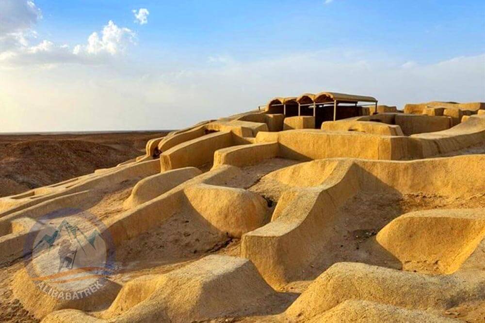 tour iran travel visit iran travel sistan and baluchestan province tour in sistan and baluchestan sightseeing palces to see in iran sistan and baluchestan tourist attraction shahre sukhteh