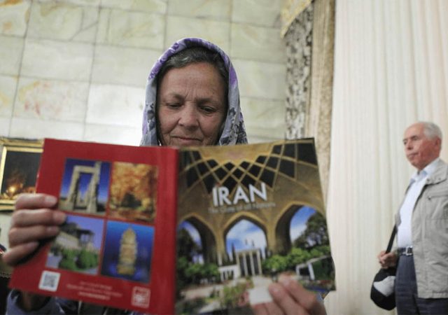 10 tips for Iran travel and things to know before taking Iran tour
