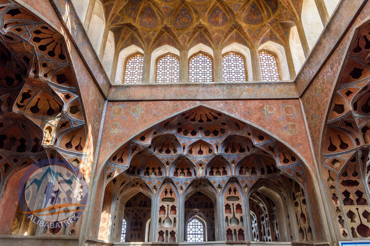 Alibabatrek iran tour packages Tour in iran Persia tour Iran cultural tour Ali Qapu Palace1