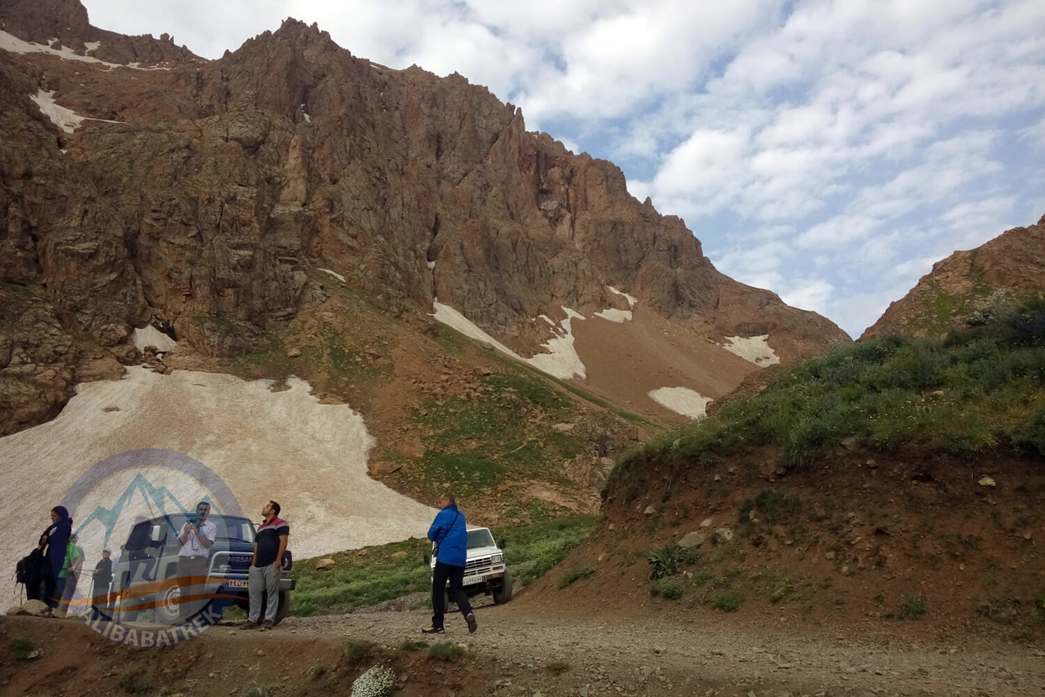 Alibabatrek damavand tour alamkuh trekking tour iran mountains tour