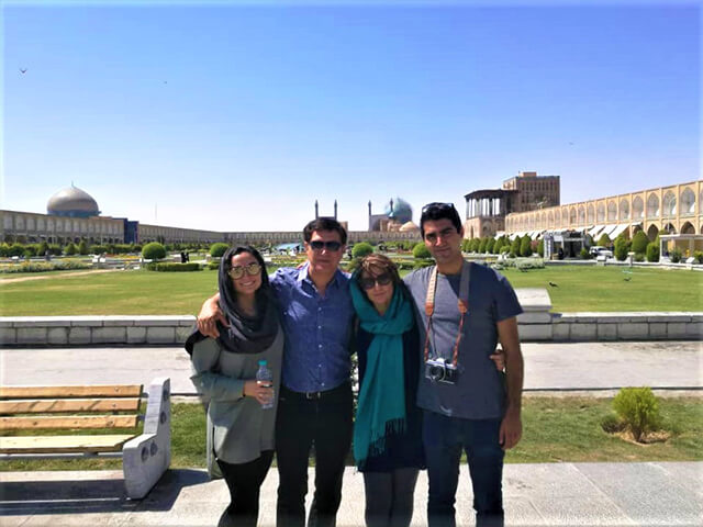 alibabatrek Why Choose Private Small Group Tours Isfahan iran blog -Iran-Tour Iran trip visit Iran